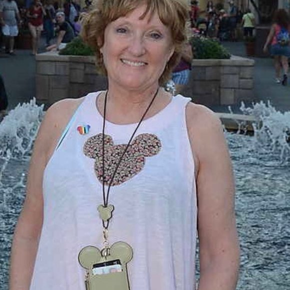 Meet your Posher, Martha - Picture 5 of 6